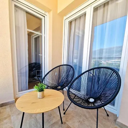 Apartment Boss Lux *